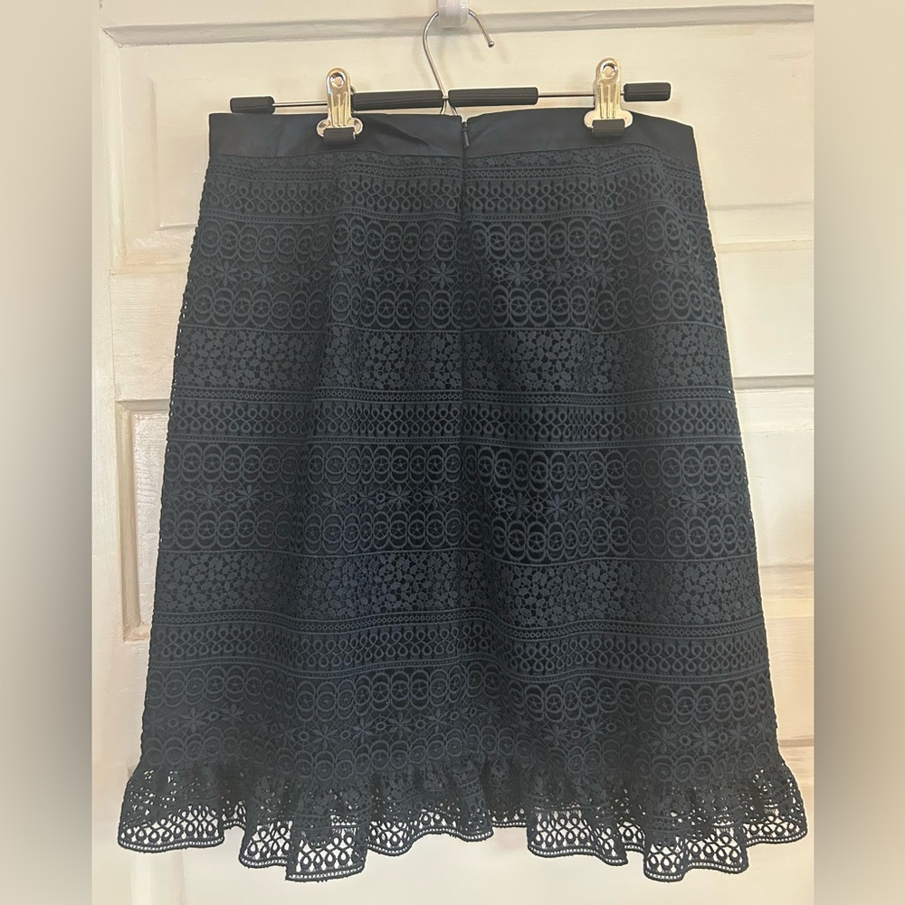 NWOT J. Peterman Navy Lace Skirt, size 10